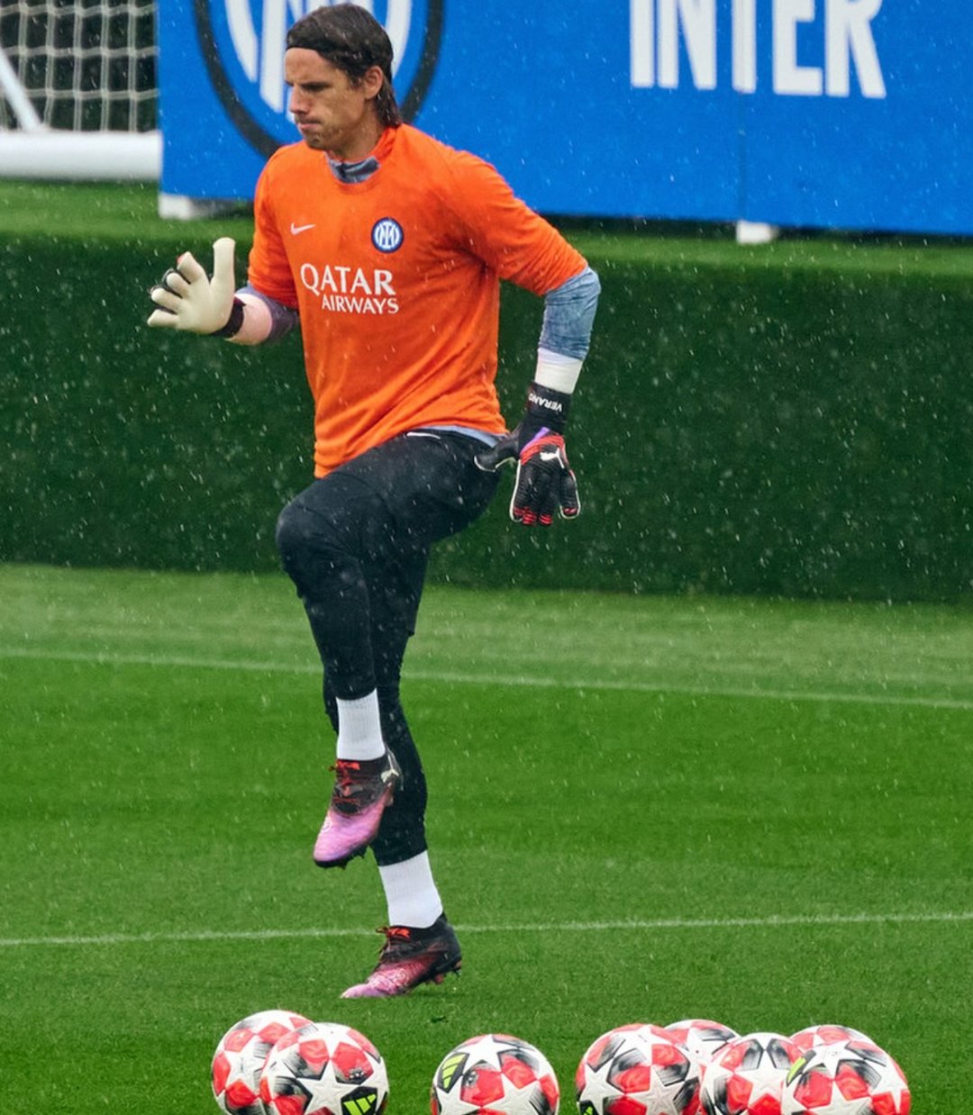 转会期体能课后,米兰奥林匹亚门线救险备战荷甲,媒体盛赞,训练强度显著提升 转会期体能课后,米兰奥林匹亚门线救险备战荷甲,媒体盛赞,训练强度显著提升