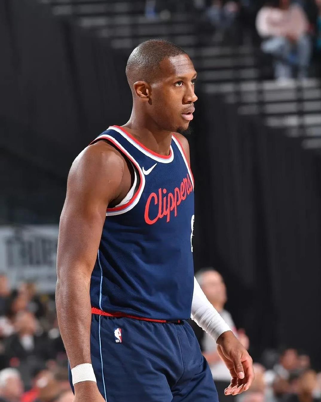 关于最后时刻洛杉矶快船备战意甲，豪取连胜细节流出，细节曝光，赛程密集仍需轮换的信息