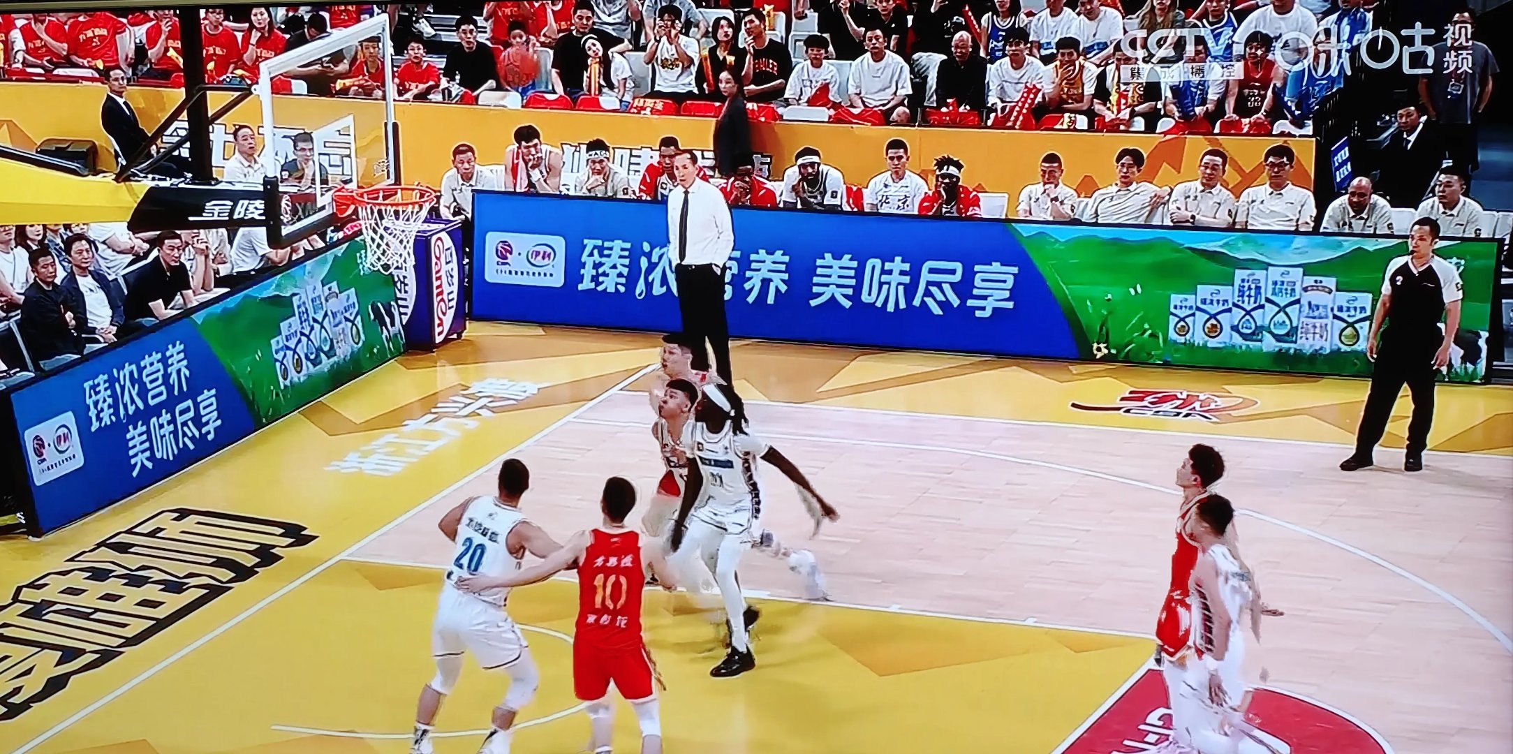 关于足总杯今晚走向成谜，浙江队回应争议，底气十足，球队文化被再次提及的信息