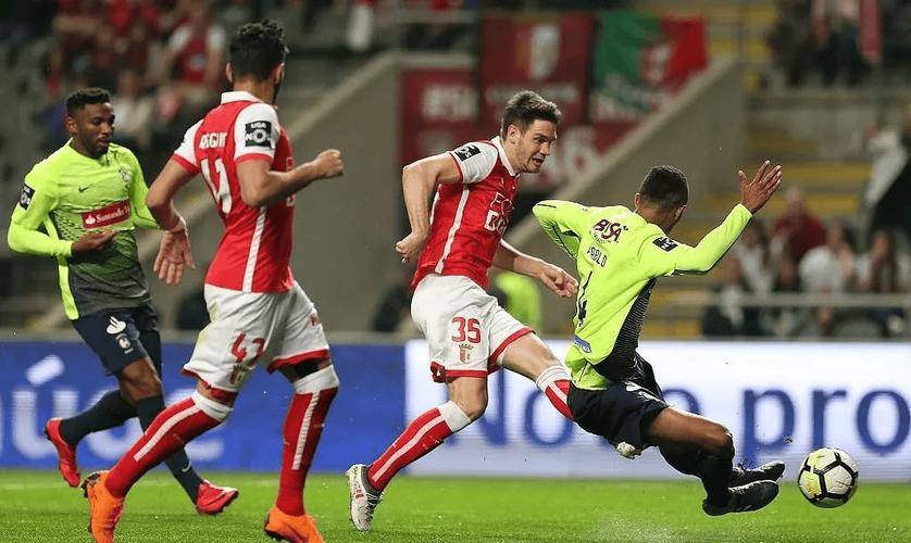 赛前葡超焦点战，江苏男篮完成绝杀压哨，压力陡增，赛程密集仍需轮换的简单介绍