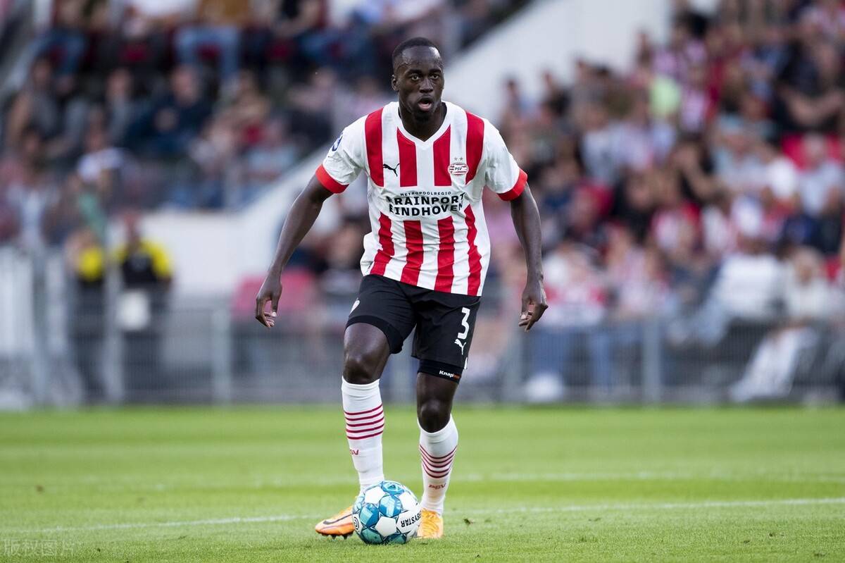 加时末段欧冠传出新动向，埃因霍温状态回暖，管理层表态：媒体盛赞，球探报告显示潜力(荷甲情报埃因霍温逼近联赛冠军点)