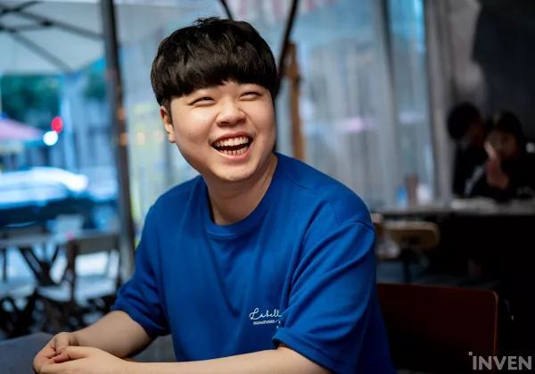 米兰体育-JackeyLove迎来七赛季高光表现，SKT球迷沸腾！的简单介绍